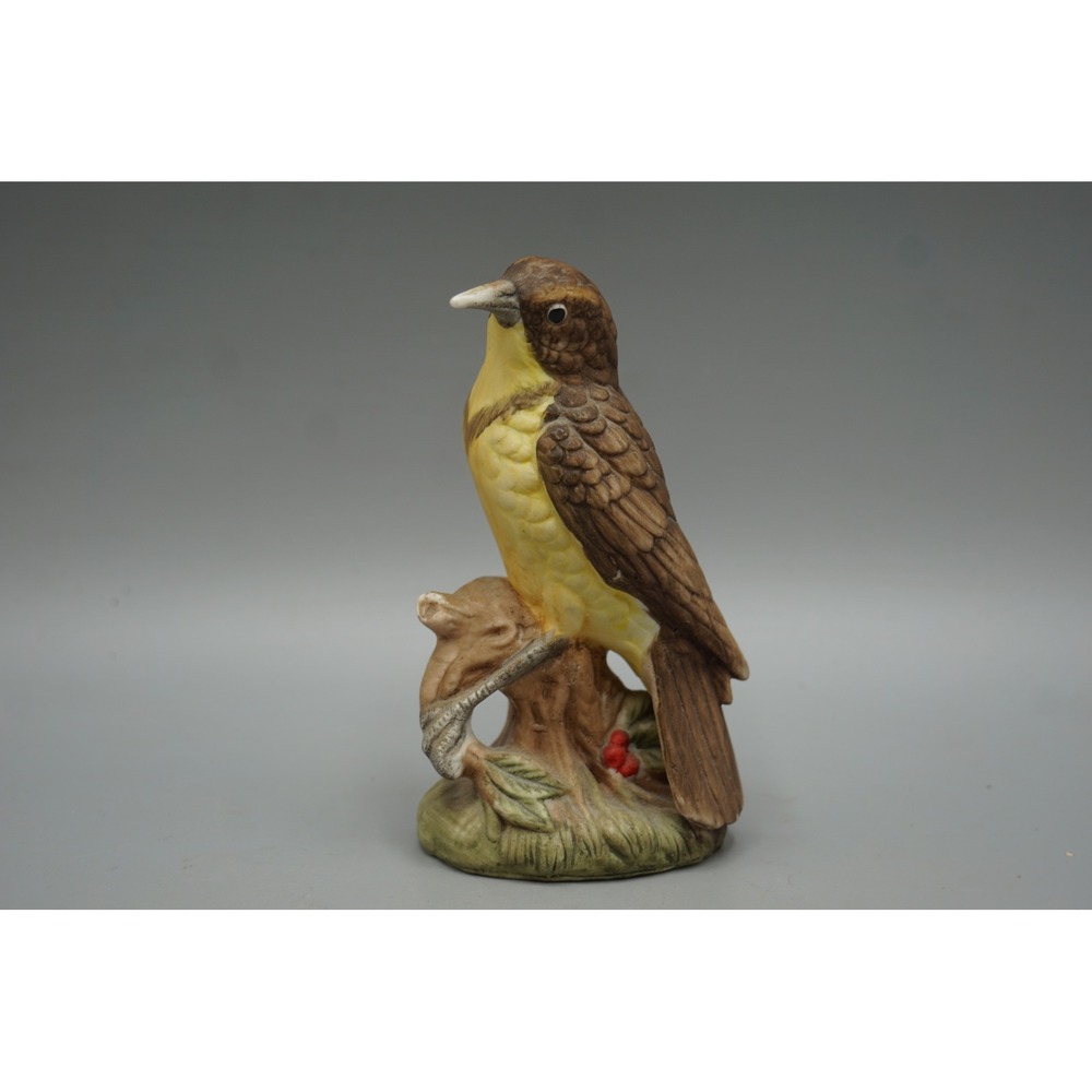 Davar Meadowlark Bird Figurine Hand Painted Ceramic Songbird Nature Decor 5 Inch